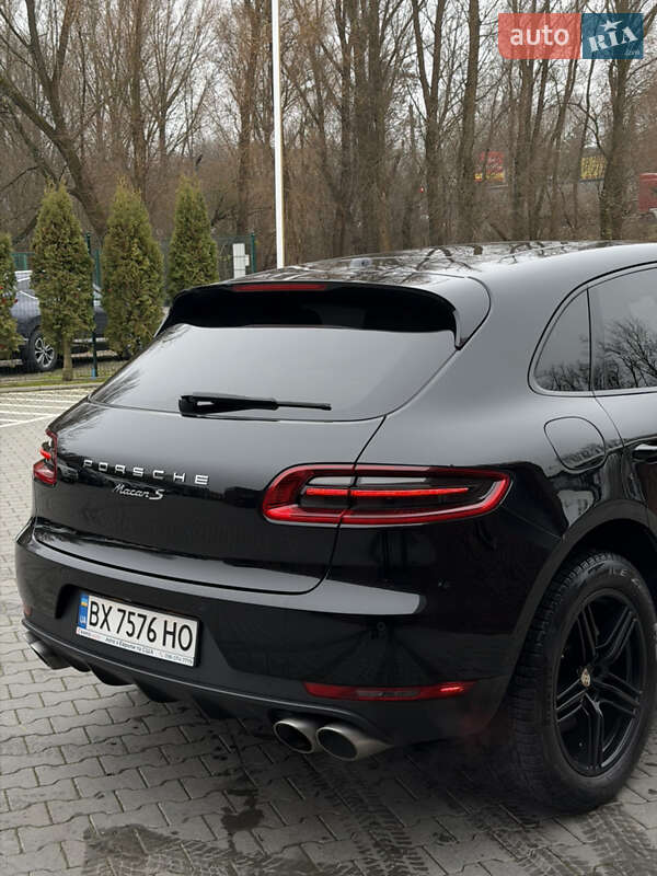 Позашляховик / Кросовер Porsche Macan 2015 в Хмельницькому