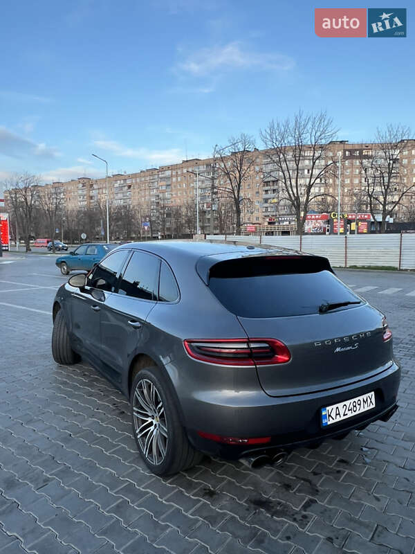 Внедорожник / Кроссовер Porsche Macan 2014 в Кривом Роге