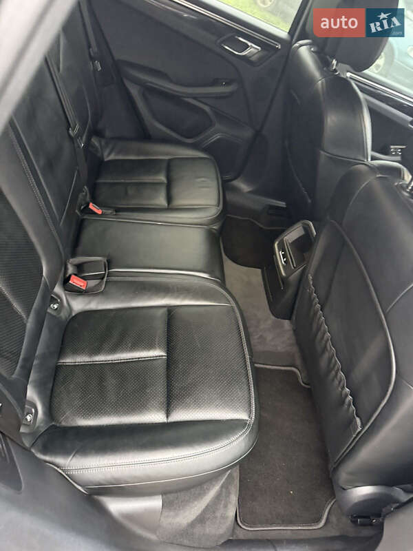 Внедорожник / Кроссовер Porsche Macan 2014 в Кривом Роге