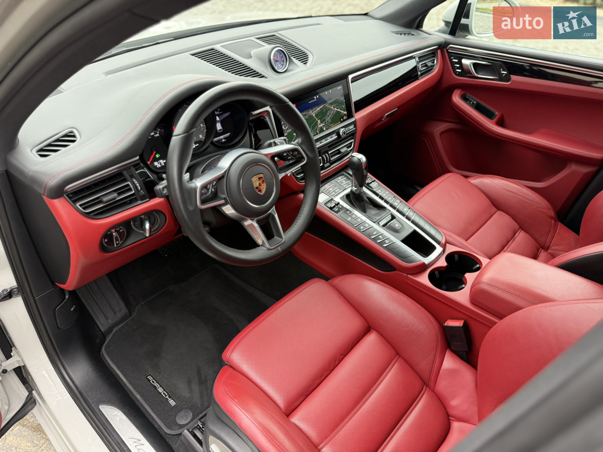 2021 Porsche Macan - мініатюра 38