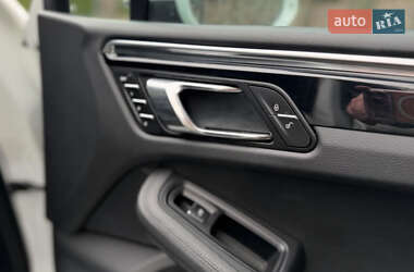 Внедорожник / Кроссовер Porsche Macan 2014 в Виннице