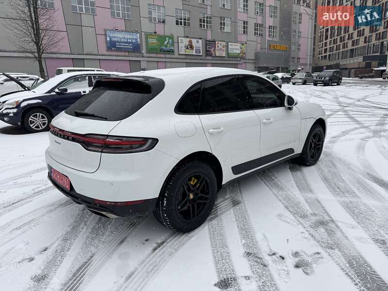 Внедорожник / Кроссовер Porsche Macan 2021 в Киеве