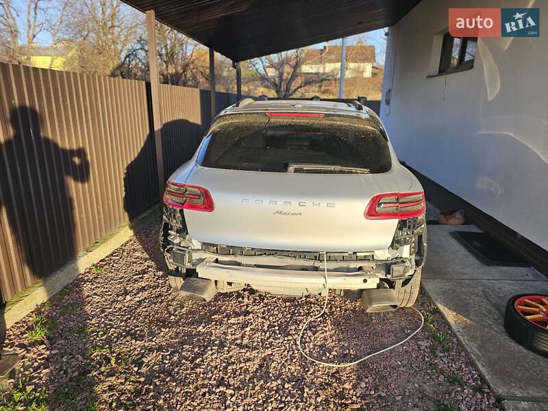 Внедорожник / Кроссовер Porsche Macan 2017 в Трускавце
