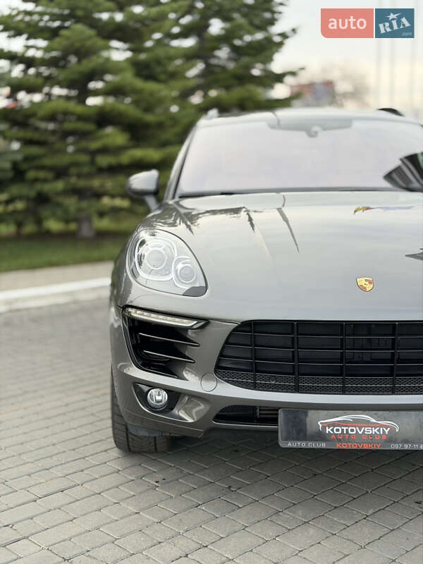 Внедорожник / Кроссовер Porsche Macan 2018 в Одессе