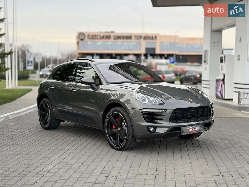 Внедорожник / Кроссовер Porsche Macan 2018 в Одессе