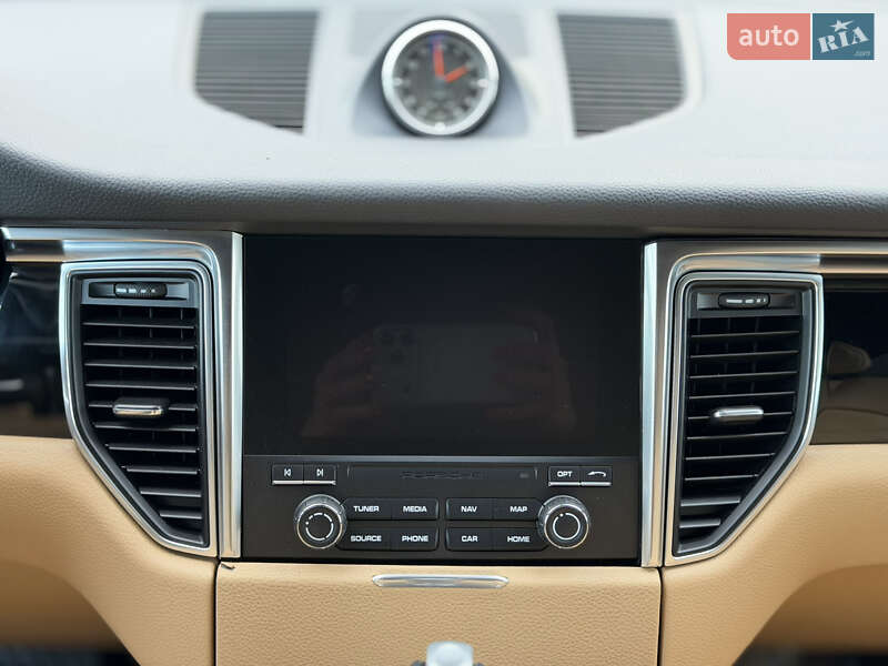 Внедорожник / Кроссовер Porsche Macan 2018 в Одессе