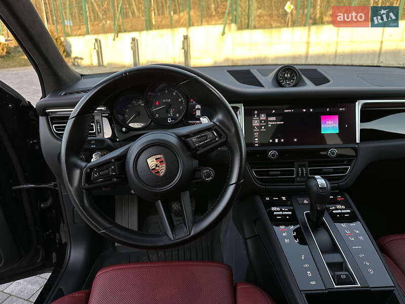 Позашляховик / Кросовер Porsche Macan 2024 в Львові