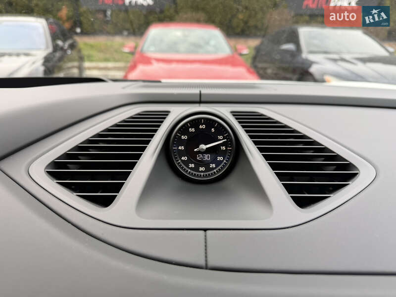 Позашляховик / Кросовер Porsche Macan 2025 в Києві