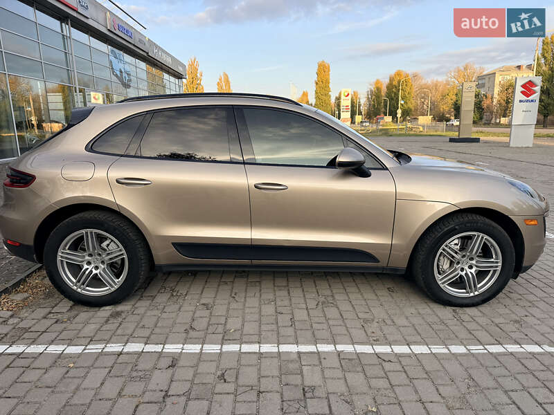 Внедорожник / Кроссовер Porsche Macan 2015 в Днепре