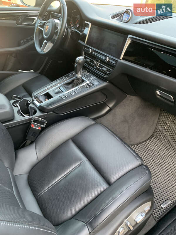 Внедорожник / Кроссовер Porsche Macan 2019 в Ивано-Франковске