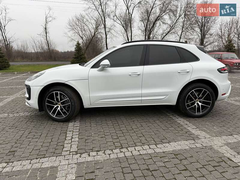 Позашляховик / Кросовер Porsche Macan 2021 в Києві