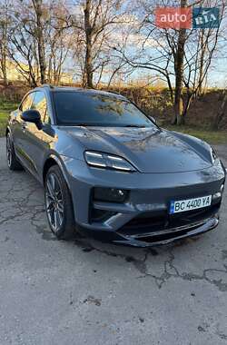 Внедорожник / Кроссовер Porsche Macan 2025 в Львове