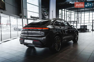 Внедорожник / Кроссовер Porsche Macan 2024 в Харькове