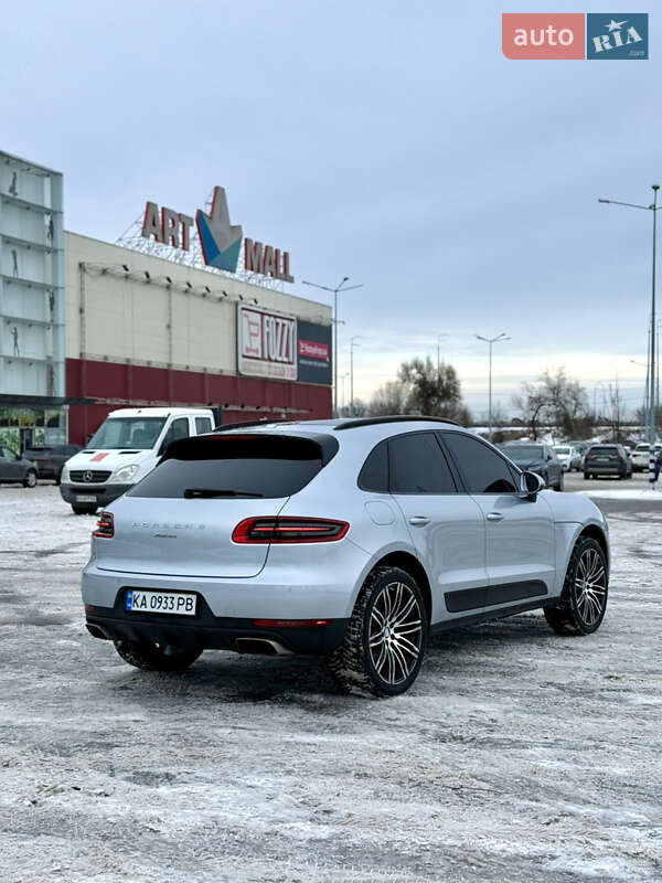 Внедорожник / Кроссовер Porsche Macan 2018 в Киеве