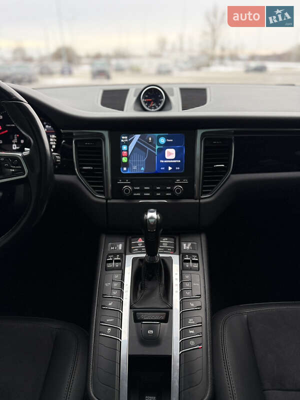 Внедорожник / Кроссовер Porsche Macan 2018 в Киеве