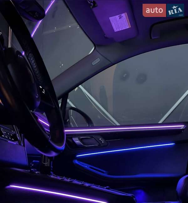 Внедорожник / Кроссовер Porsche Macan 2018 в Киеве