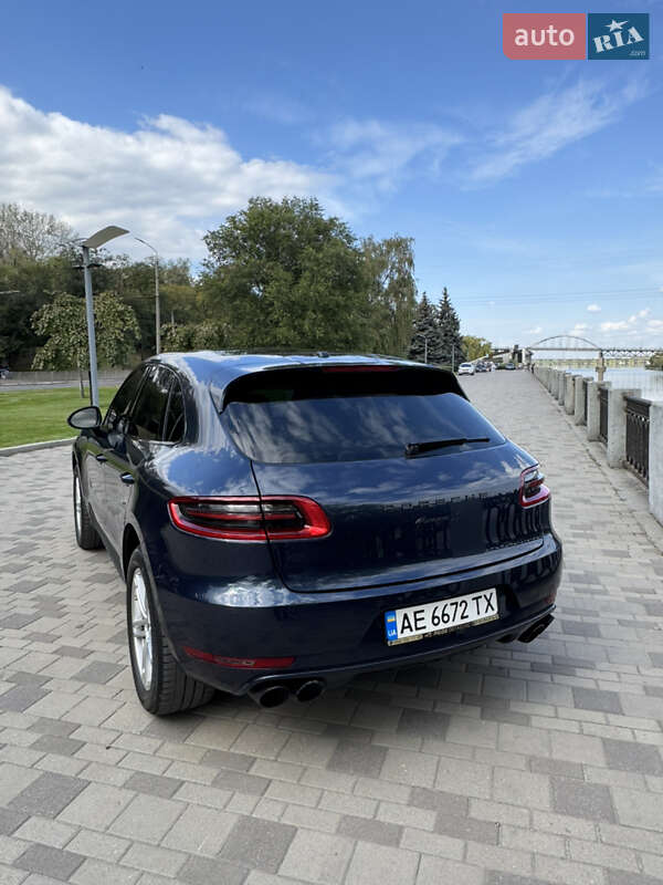 Внедорожник / Кроссовер Porsche Macan 2015 в Полтаве