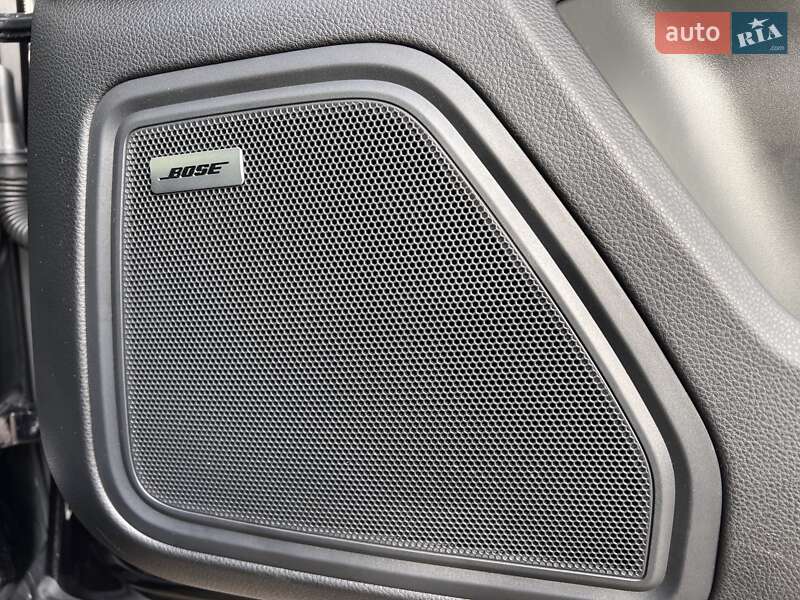 Внедорожник / Кроссовер Porsche Macan 2016 в Киеве