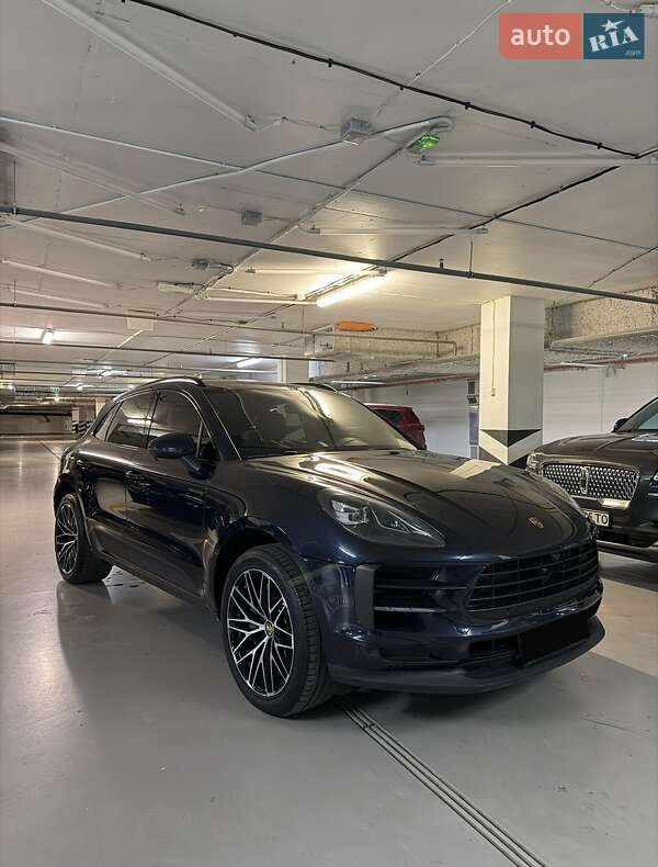 Внедорожник / Кроссовер Porsche Macan 2021 в Киеве