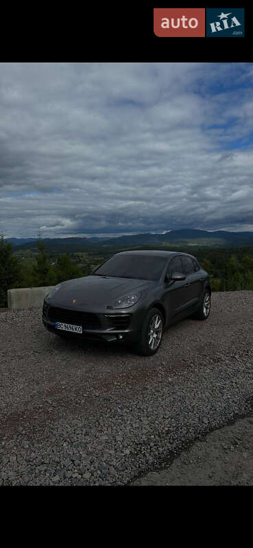 Внедорожник / Кроссовер Porsche Macan 2015 в Львове