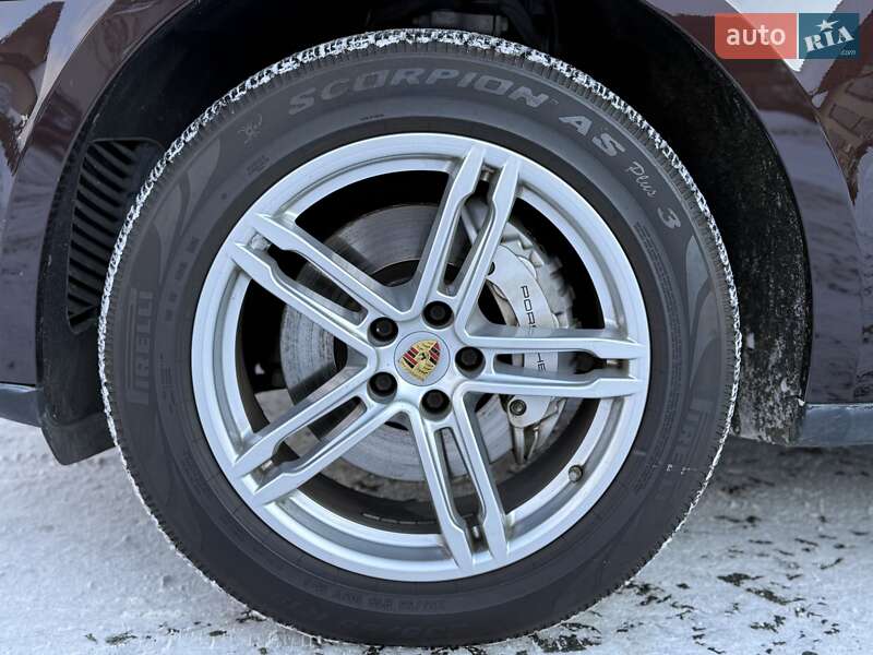 Внедорожник / Кроссовер Porsche Macan 2018 в Львове