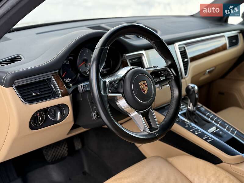 Внедорожник / Кроссовер Porsche Macan 2018 в Львове