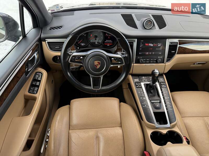 Внедорожник / Кроссовер Porsche Macan 2018 в Львове