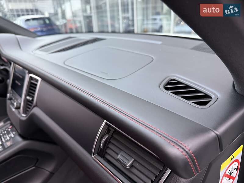 Внедорожник / Кроссовер Porsche Macan 2017 в Днепре фото 19 Внедорожник / Кроссовер Porsche Macan 2017 в Днепре