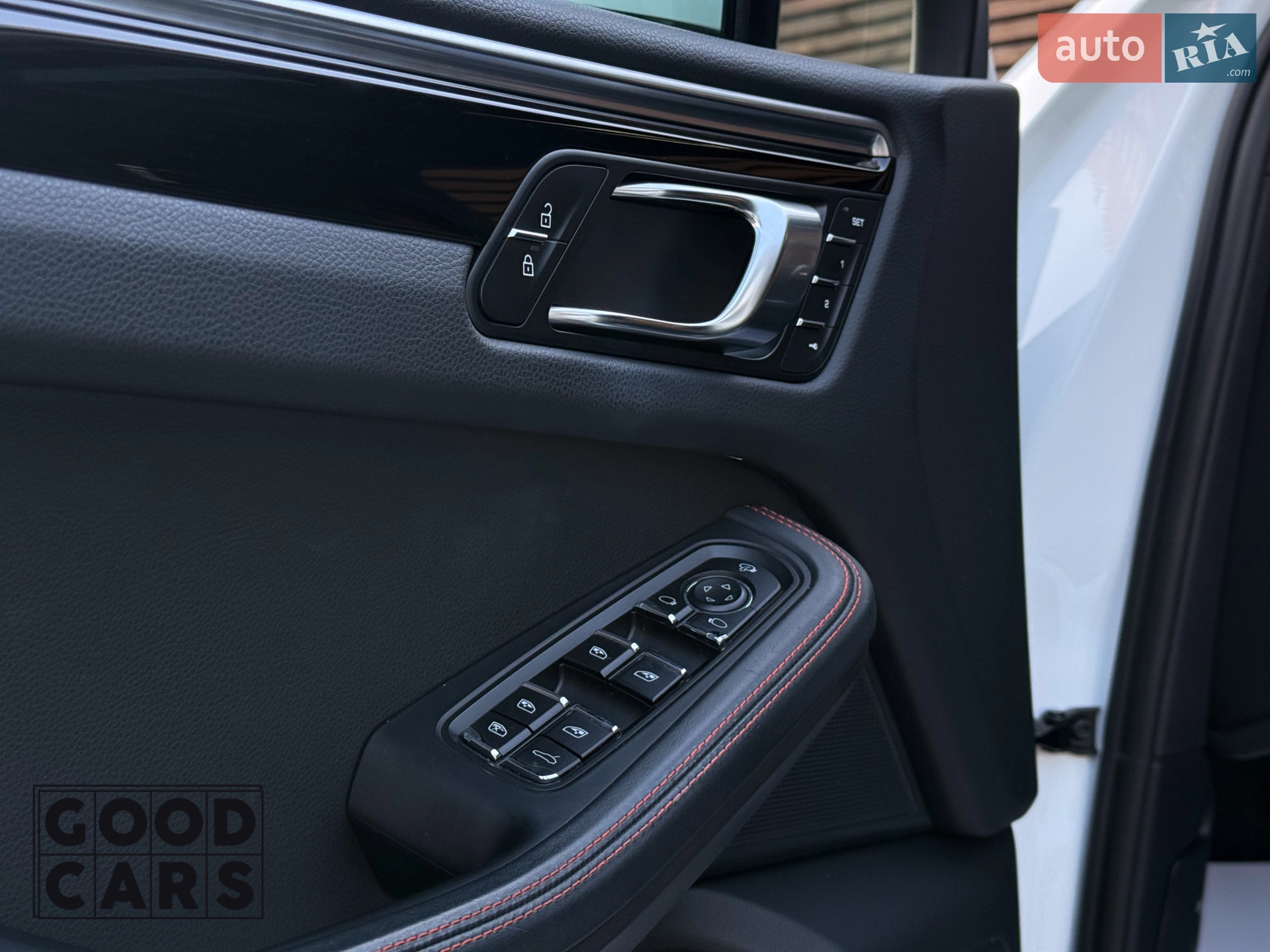 2022 Porsche Macan - мініатюра 17