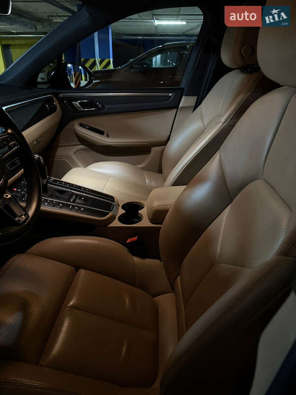 Внедорожник / Кроссовер Porsche Macan 2021 в Львове