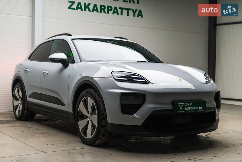Внедорожник / Кроссовер Porsche Macan 2025 в Мукачево