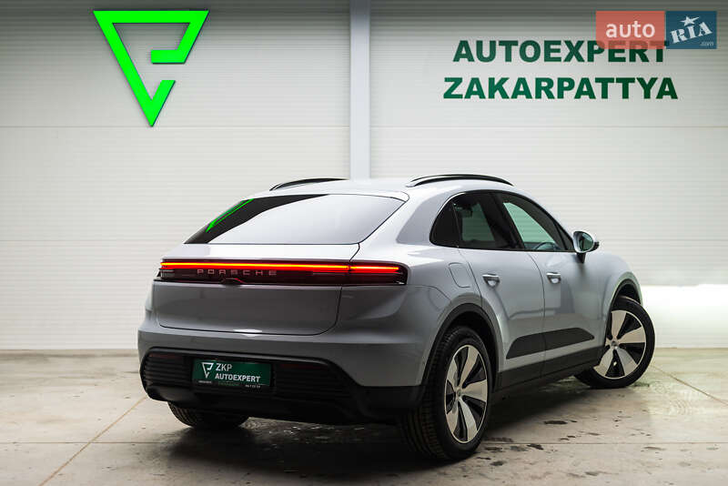 Внедорожник / Кроссовер Porsche Macan 2025 в Мукачево