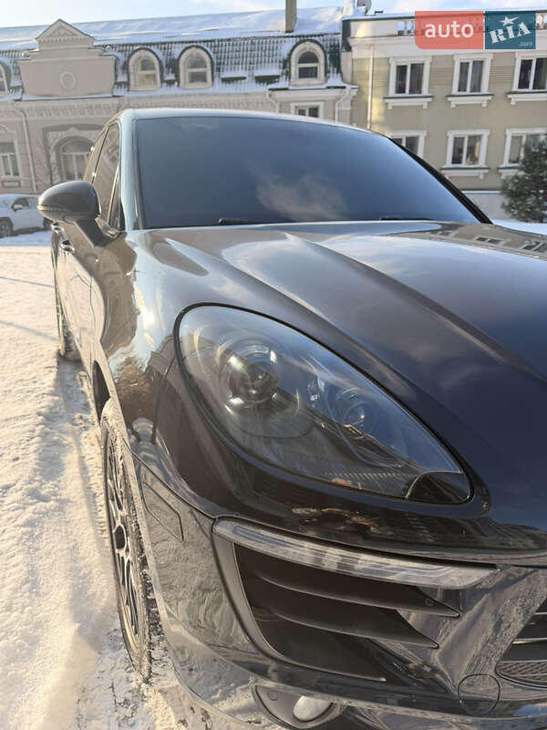 Внедорожник / Кроссовер Porsche Macan 2014 в Киеве фото 4 Внедорожник / Кроссовер Porsche Macan 2014 в Киеве