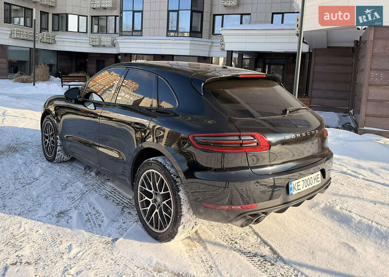 Внедорожник / Кроссовер Porsche Macan 2014 в Киеве фото 5 Внедорожник / Кроссовер Porsche Macan 2014 в Киеве