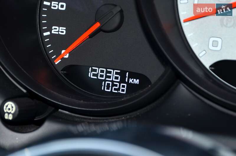 Внедорожник / Кроссовер Porsche Macan 2015 в Киеве фото 44 Внедорожник / Кроссовер Porsche Macan 2015 в Киеве