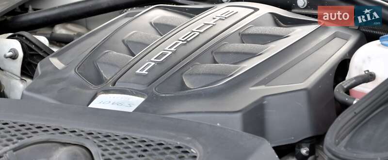 Внедорожник / Кроссовер Porsche Macan 2015 в Киеве фото 46 Внедорожник / Кроссовер Porsche Macan 2015 в Киеве