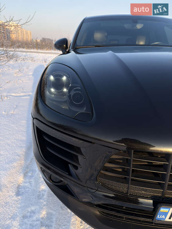 Внедорожник / Кроссовер Porsche Macan 2015 в Киеве фото 12 Внедорожник / Кроссовер Porsche Macan 2015 в Киеве