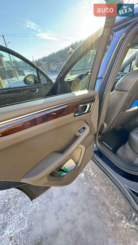 Внедорожник / Кроссовер Porsche Macan 2015 в Киеве