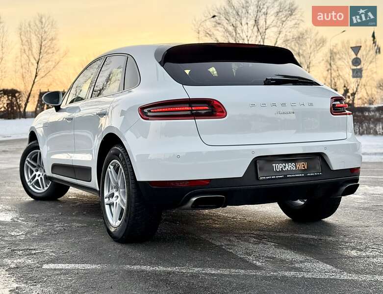 Внедорожник / Кроссовер Porsche Macan 2017 в Киеве