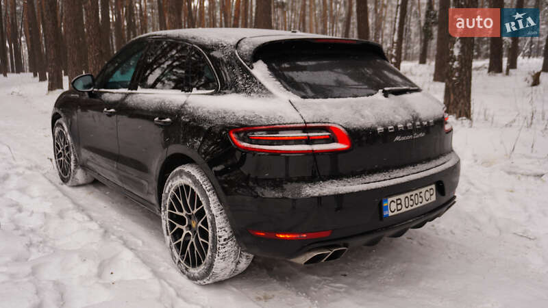 Внедорожник / Кроссовер Porsche Macan 2015 в Киеве