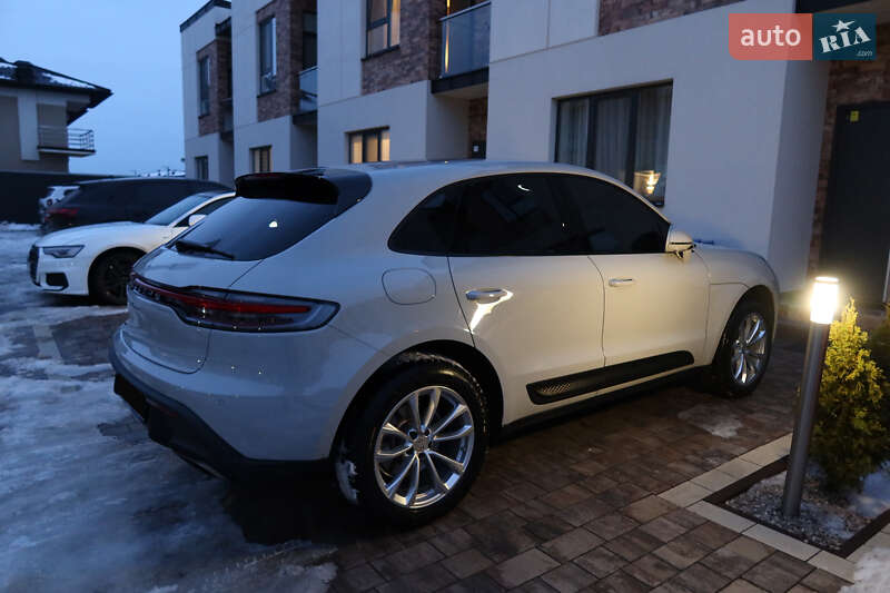 Внедорожник / Кроссовер Porsche Macan 2022 в Ужгороде