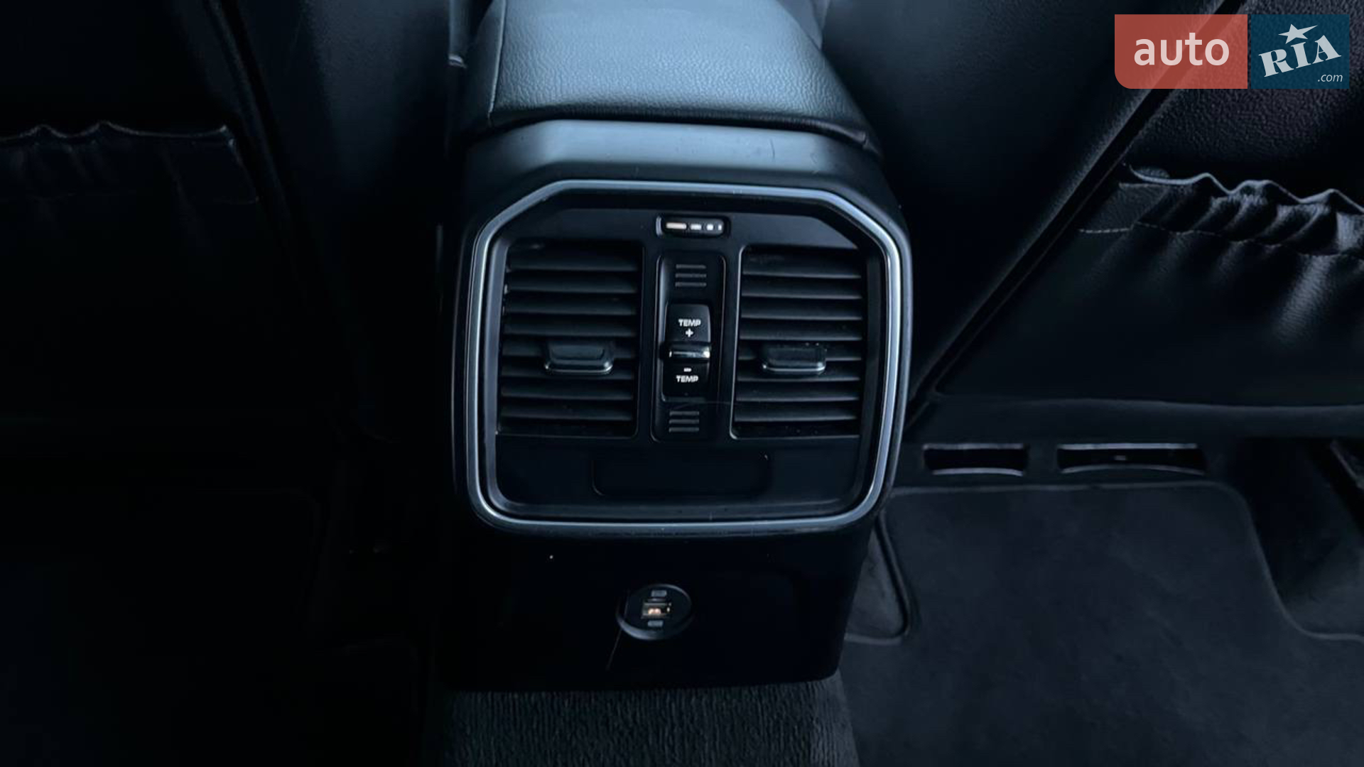 2018 Porsche Macan - мініатюра 25