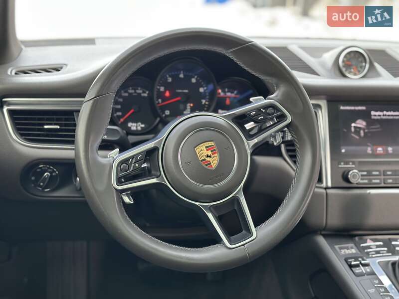 Внедорожник / Кроссовер Porsche Macan 2018 в Дрогобыче фото 59 Внедорожник / Кроссовер Porsche Macan 2018 в Дрогобыче