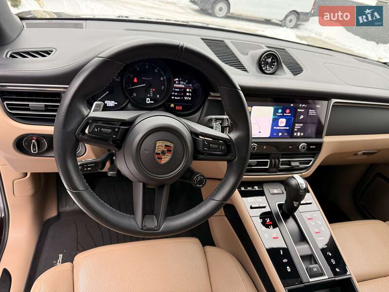 Внедорожник / Кроссовер Porsche Macan 2023 в Черновцах