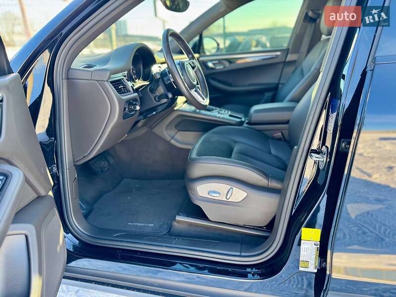 Позашляховик / Кросовер Porsche Macan 2018 в Києві фото 33 Позашляховик / Кросовер Porsche Macan 2018 в Києві