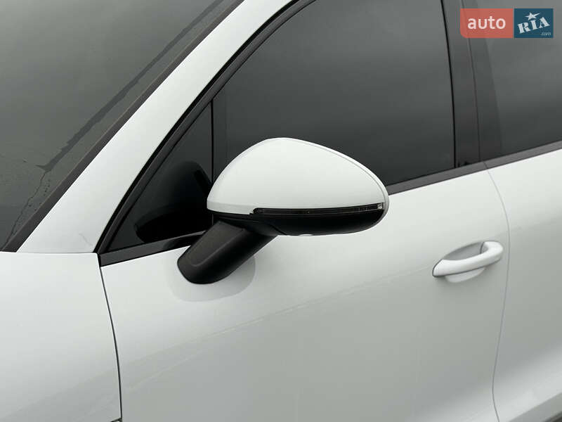 Внедорожник / Кроссовер Porsche Macan 2019 в Харькове