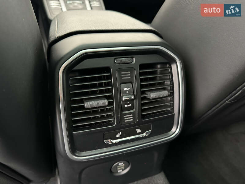 Внедорожник / Кроссовер Porsche Macan 2019 в Харькове