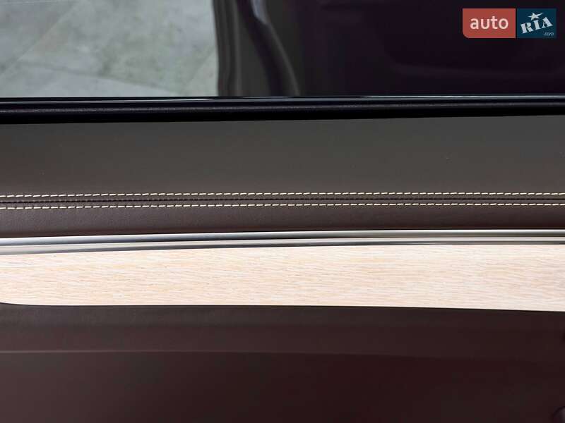 Внедорожник / Кроссовер Porsche Macan 2016 в Киеве