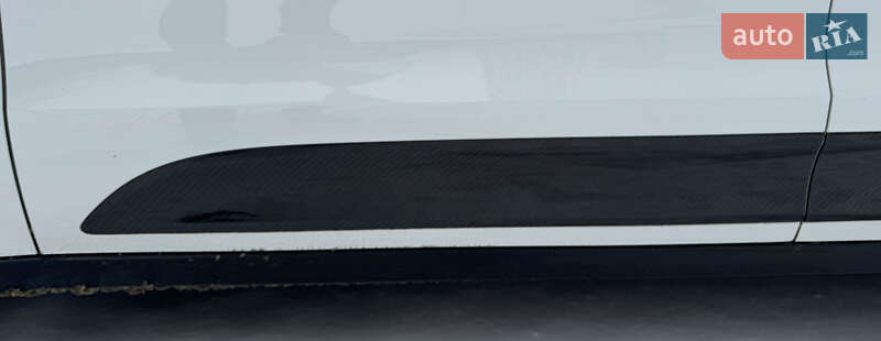 Внедорожник / Кроссовер Porsche Macan 2018 в Киеве фото 14 Внедорожник / Кроссовер Porsche Macan 2018 в Киеве