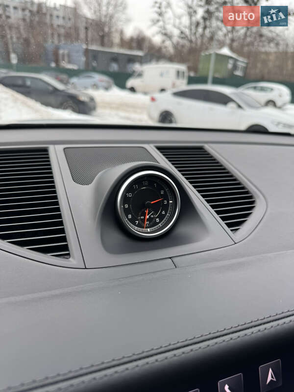 Внедорожник / Кроссовер Porsche Macan 2018 в Киеве фото 22 Внедорожник / Кроссовер Porsche Macan 2018 в Киеве